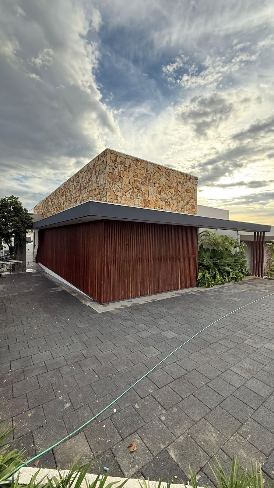 675f267b-21af-46fd-9397-b5454c8705dd